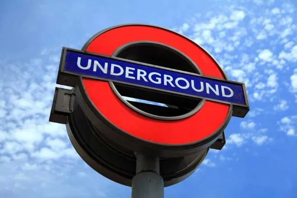 Live Tube Train Monitoring